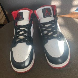 COPY - Size 7, barely worn and perfect condition. Original box Air Jordan 1 sne…